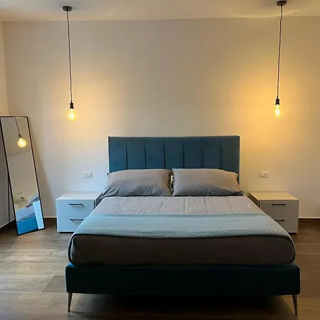 Garibaldi 105 Apartman Castrovillari